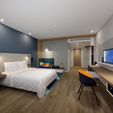 Holiday Inn Express Chongqing Airport Zone By Ihg Exterior photo