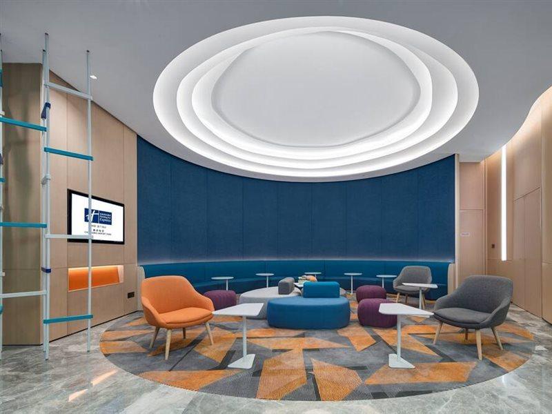 Holiday Inn Express Chongqing Airport Zone By Ihg Exterior photo