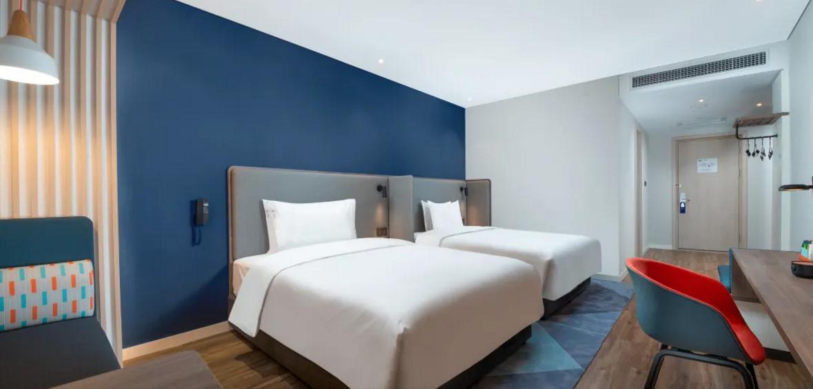 Holiday Inn Express Chongqing Airport Zone By Ihg Exterior photo