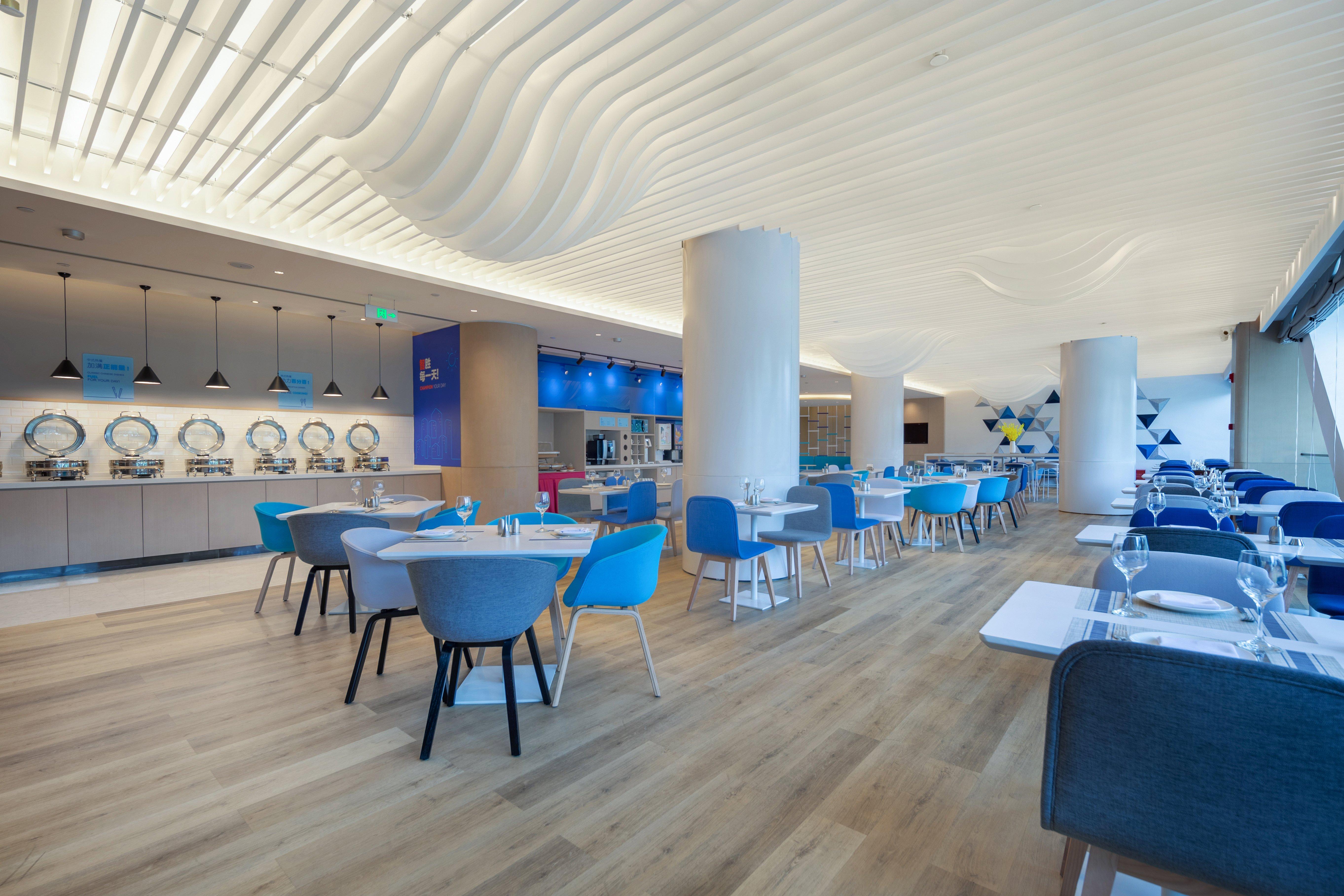 Holiday Inn Express Chongqing Airport Zone By Ihg Exterior photo